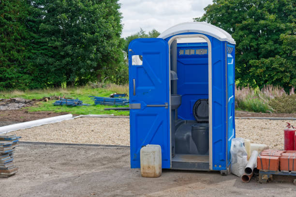 Best VIP or Luxury Restroom Trailers  in Ada, MN